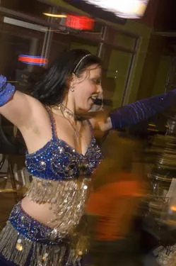 Reischa performing live 29