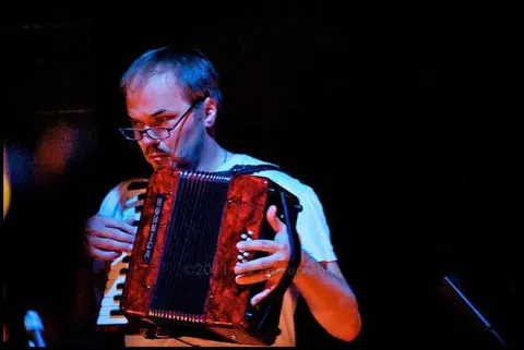 Reischa acting live 32